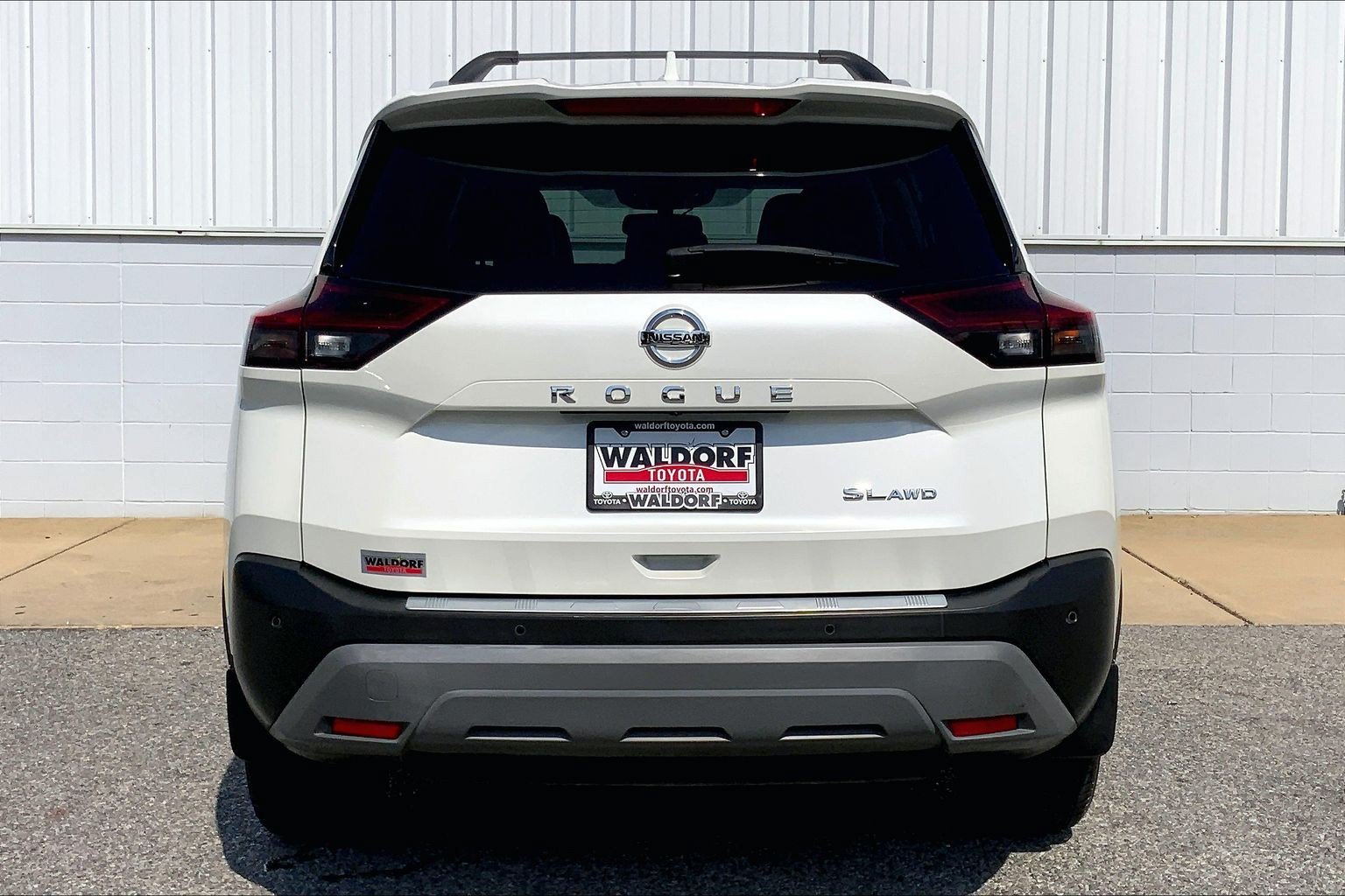 Used 2021 Nissan Rogue SL AWD/4WD image 5