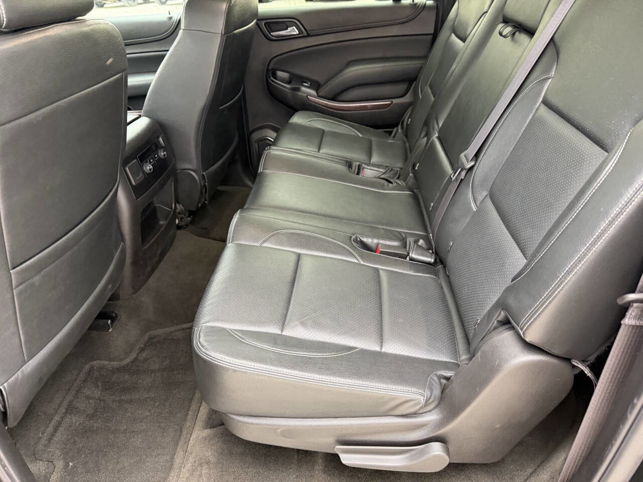 Used 2015 GMC Yukon XL SLE AWD/4WD image 16