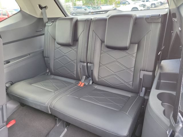 Used 2025 Volkswagen Atlas SE AWD/4WD image 19