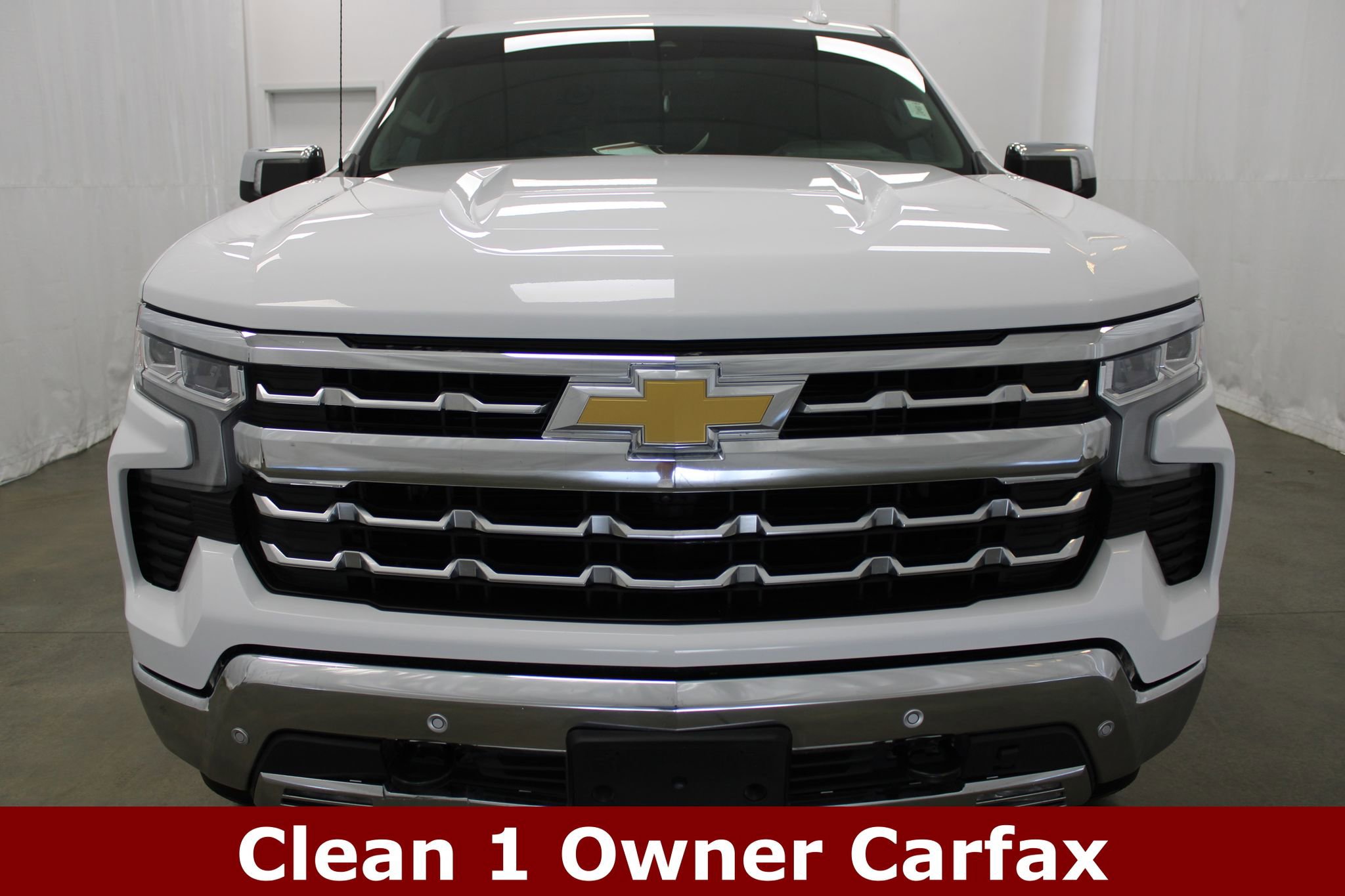 Used 2025 Chevrolet Silverado 1500 LTZ image 3