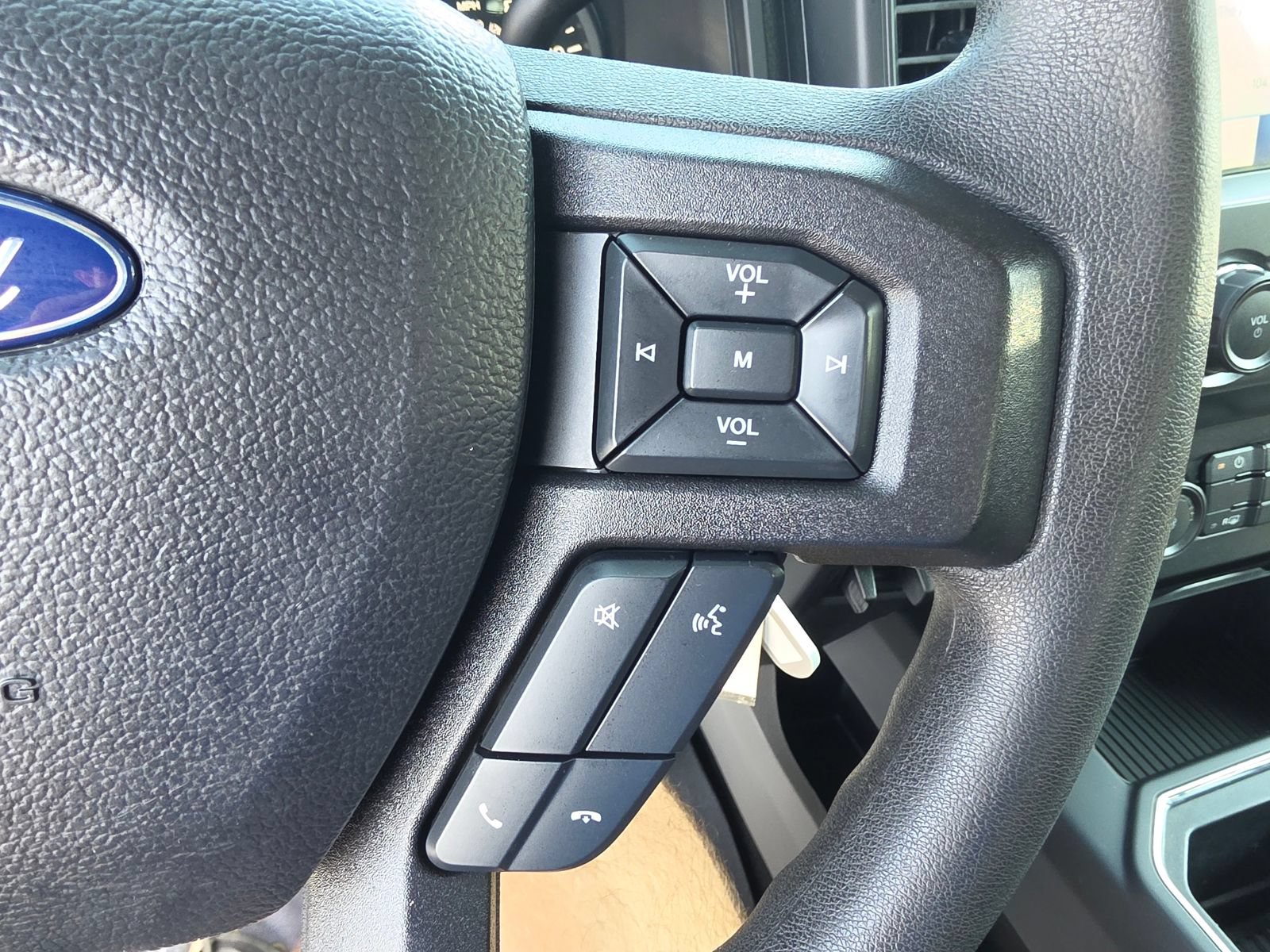 Used 2019 Ford F150 XL w/ Equipment Group 101A Mid AWD/4WD image 22