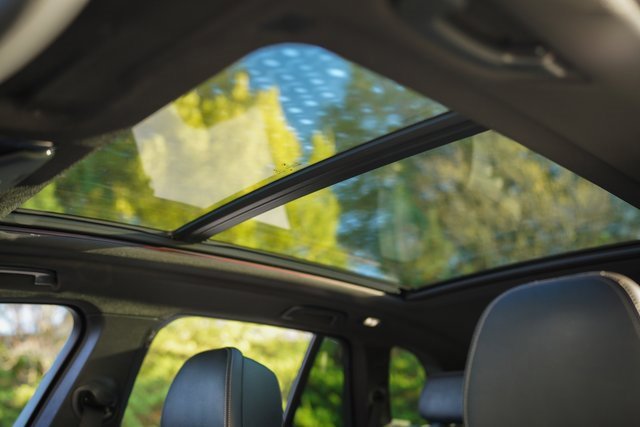 Used 2021 BMW X5 xDrive40i w/ M Sport Package image 34