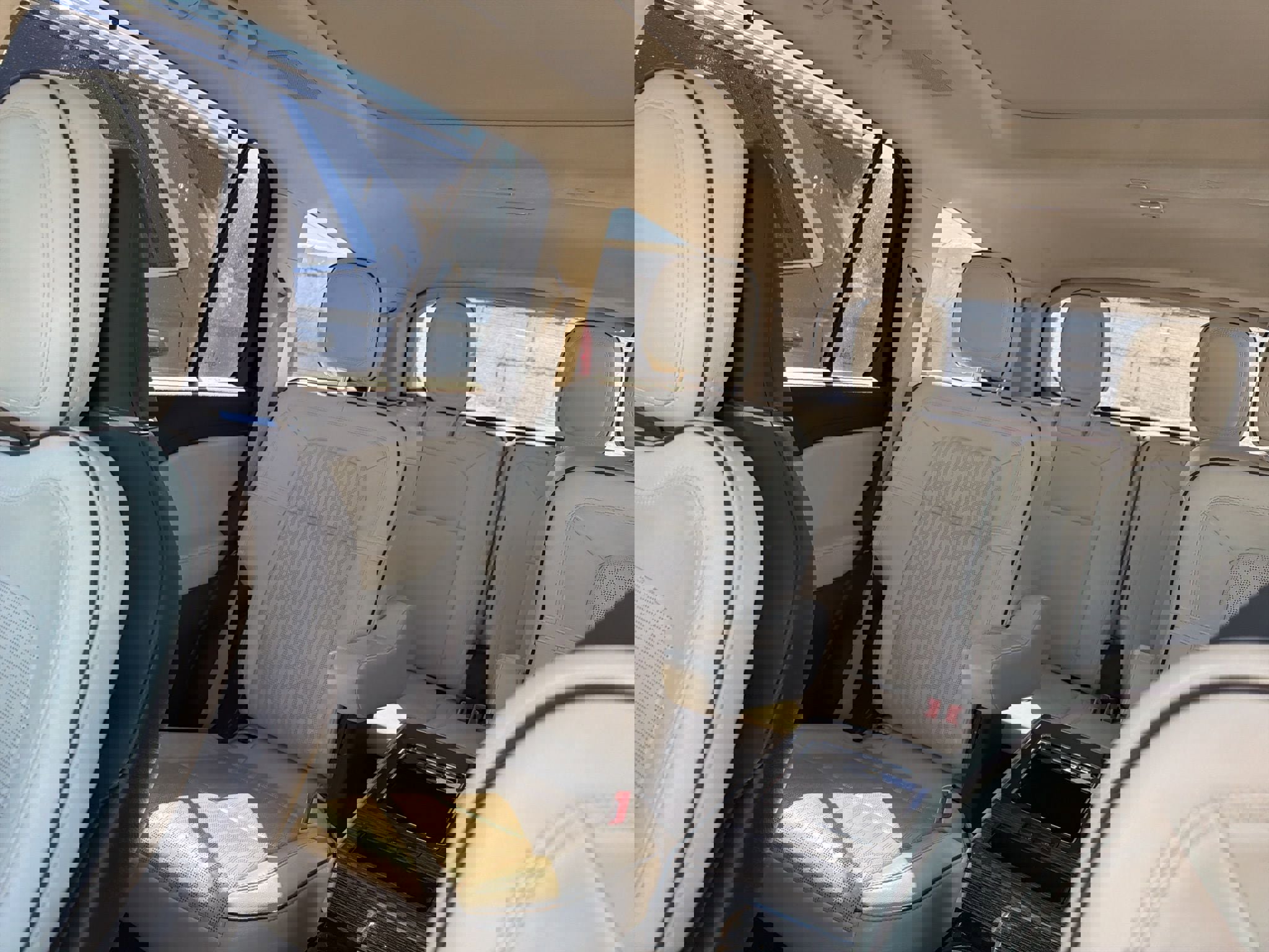 Used 2020 Lincoln Aviator Black Label w/ Dynamic Handling Package image 11