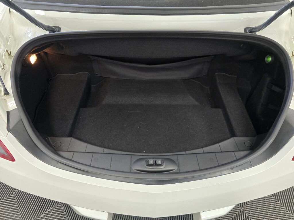 Used 2012 Mercedes-Benz SLS AMG Roadster image 11