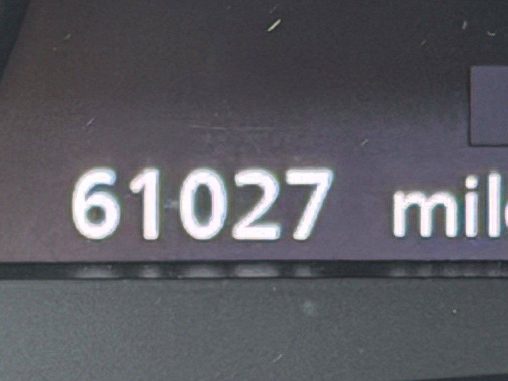 Used 2024 Nissan Armada SL w/ Captain's Chairs Package AWD/4WD image 18