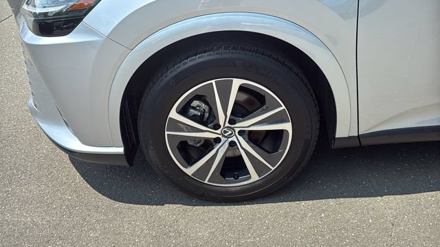 Used 2023 Lexus RX 350 Premium w/ Accessory Package AWD/4WD image 8
