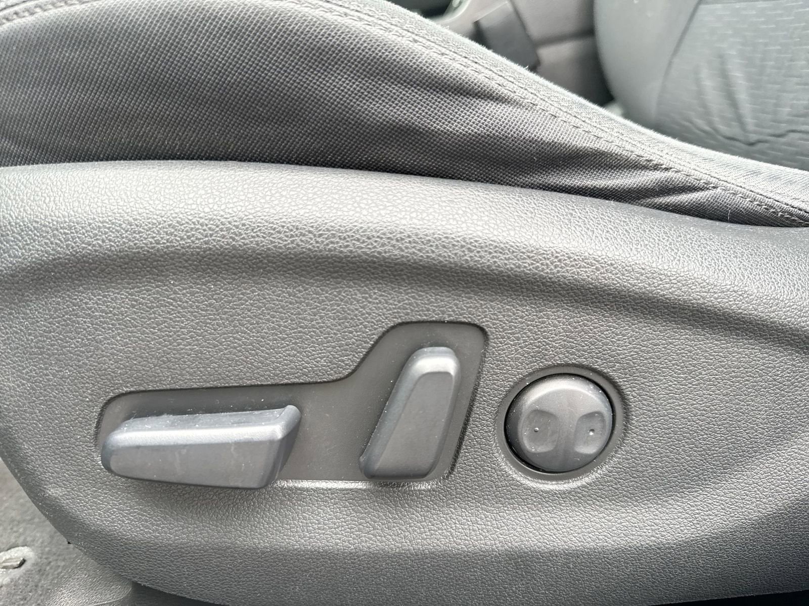 Used 2021 Hyundai Tucson Value w/ Cargo Package image 12