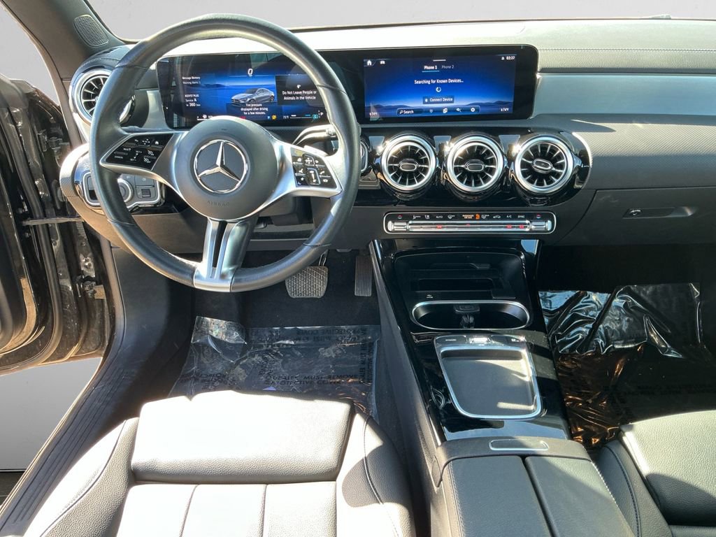Used 2025 Mercedes-Benz CLA 250 4MATIC image 10