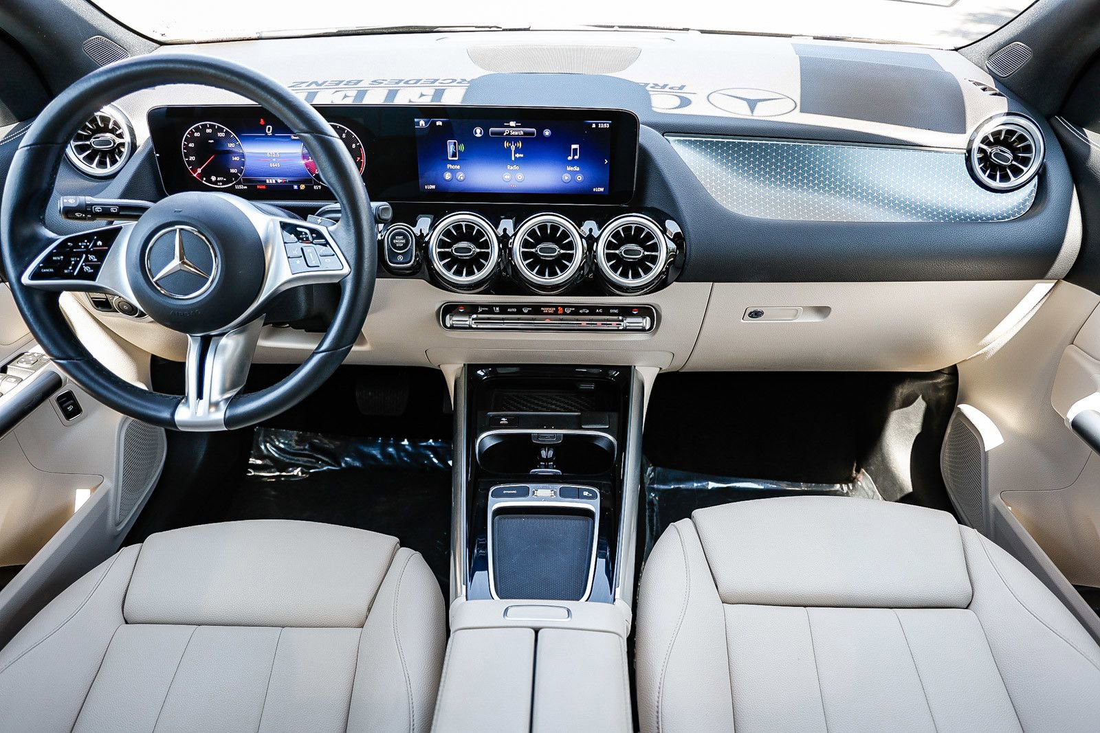 Certified 2025 Mercedes-Benz GLA 250 image 10