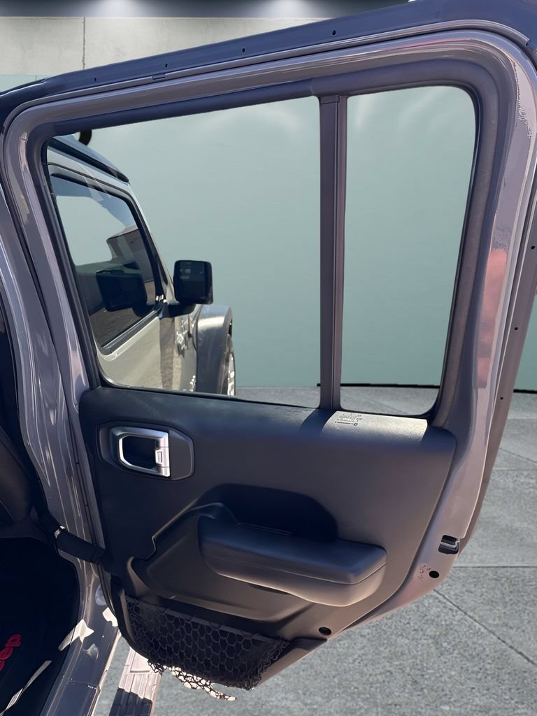 Used 2018 Jeep Wrangler Unlimited Sport S AWD/4WD image 18