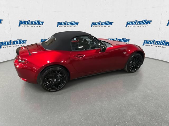 New 2026 MAZDA MX-5 Miata Club w/ Weather Package RWD image 11