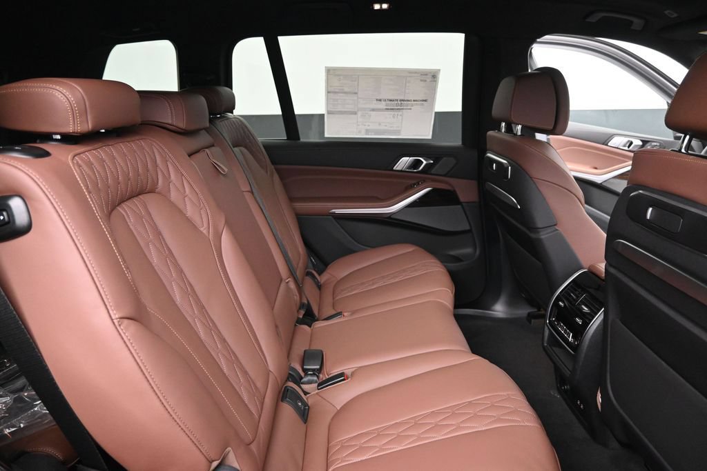 New 2027 BMW X7 M60i AWD/4WD image 25