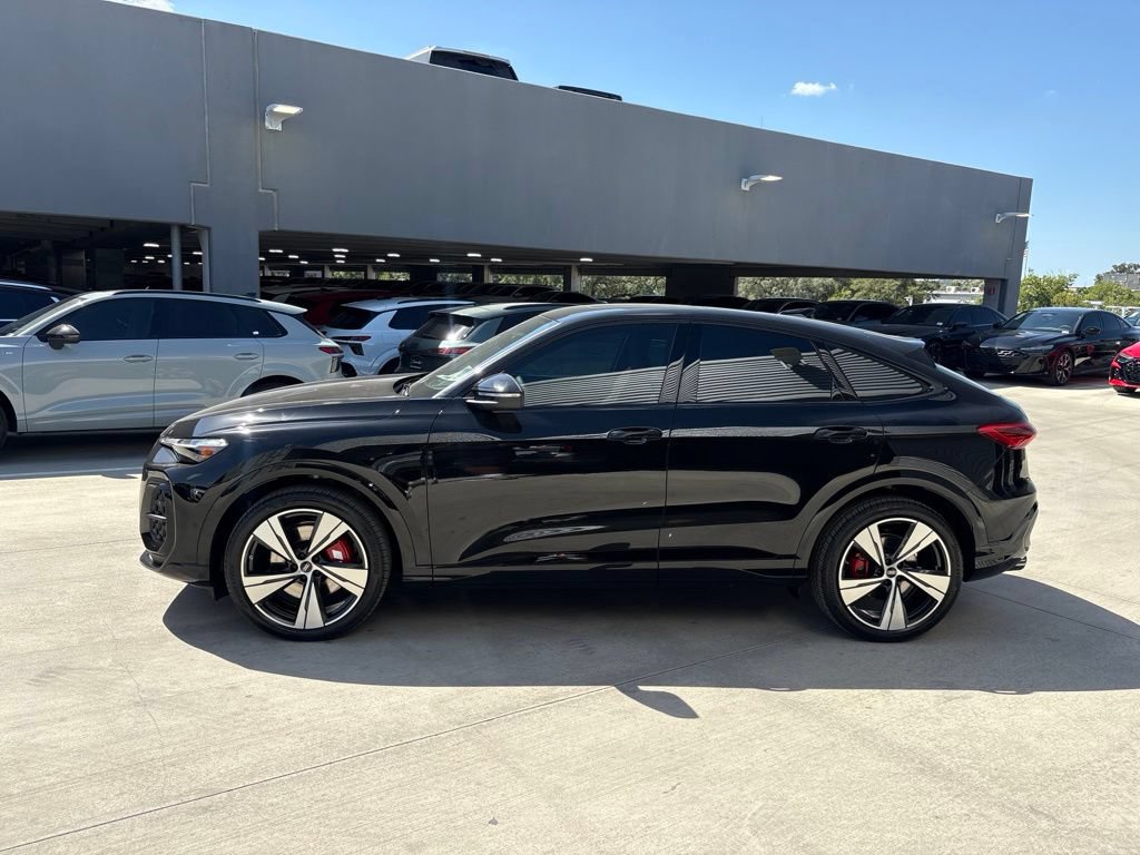 New 2026 Audi SQ5 Premium Plus AWD/4WD image 9