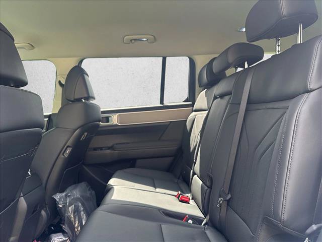 New 2026 Hyundai Santa Fe SEL FWD image 16