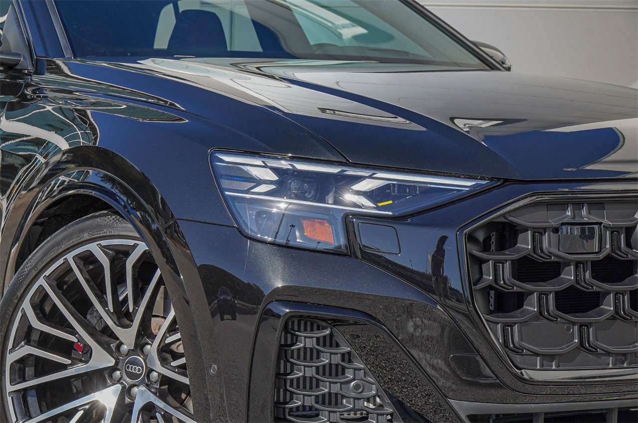 Used 2024 Audi SQ8 Prestige image 4