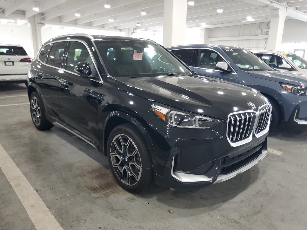 Used 2026 BMW X1 xDrive28i w/ Convenience Package AWD/4WD image 2