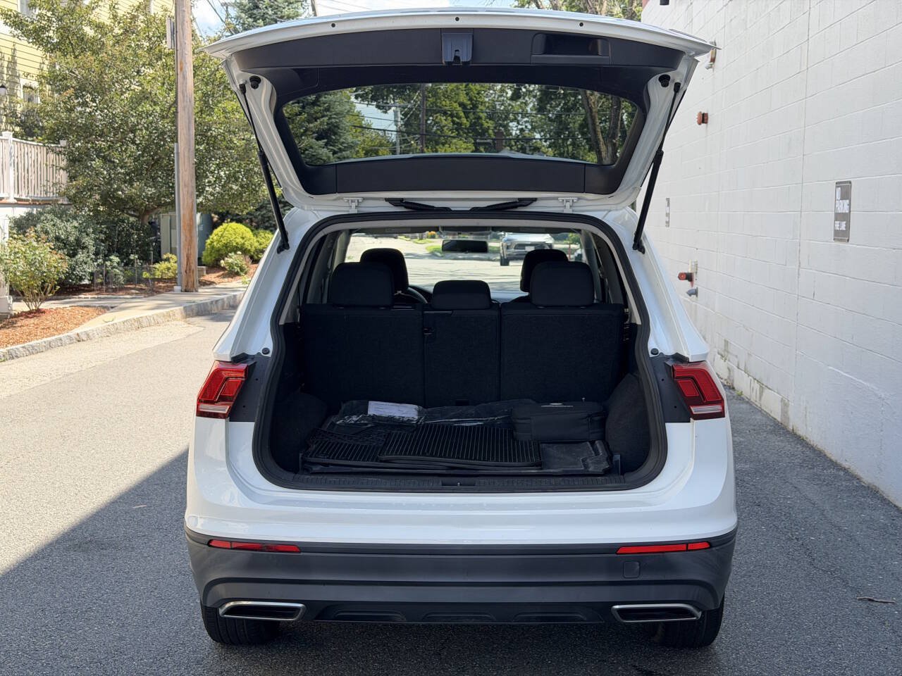 Used 2018 Volkswagen Tiguan S AWD/4WD image 15