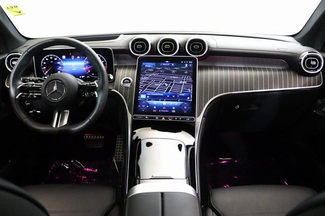 Used 2024 Mercedes-Benz GLC 300 4MATIC image 24