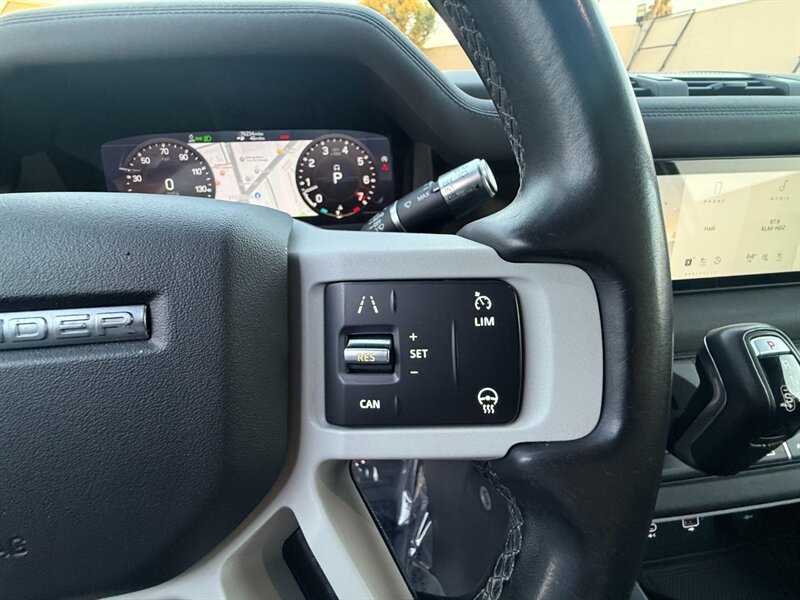 Used 2020 Land Rover Defender 110 First Edition AWD/4WD image 26