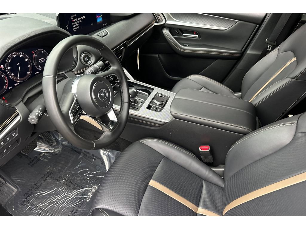Certified 2025 MAZDA CX-90 3.3 Turbo w/ Premium Plus Pkg image 11