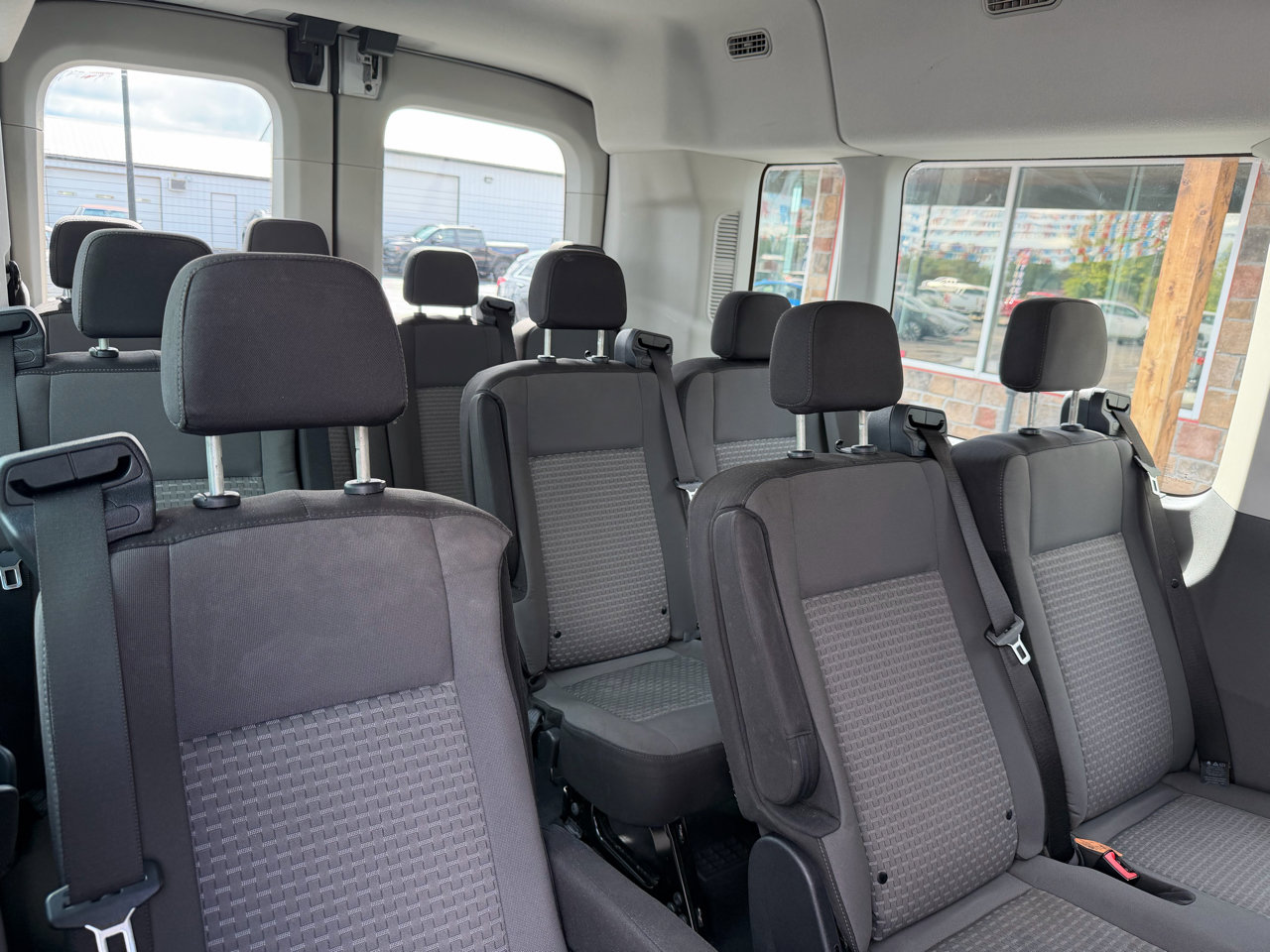 Used 2021 Ford Transit 350 XLT image 18