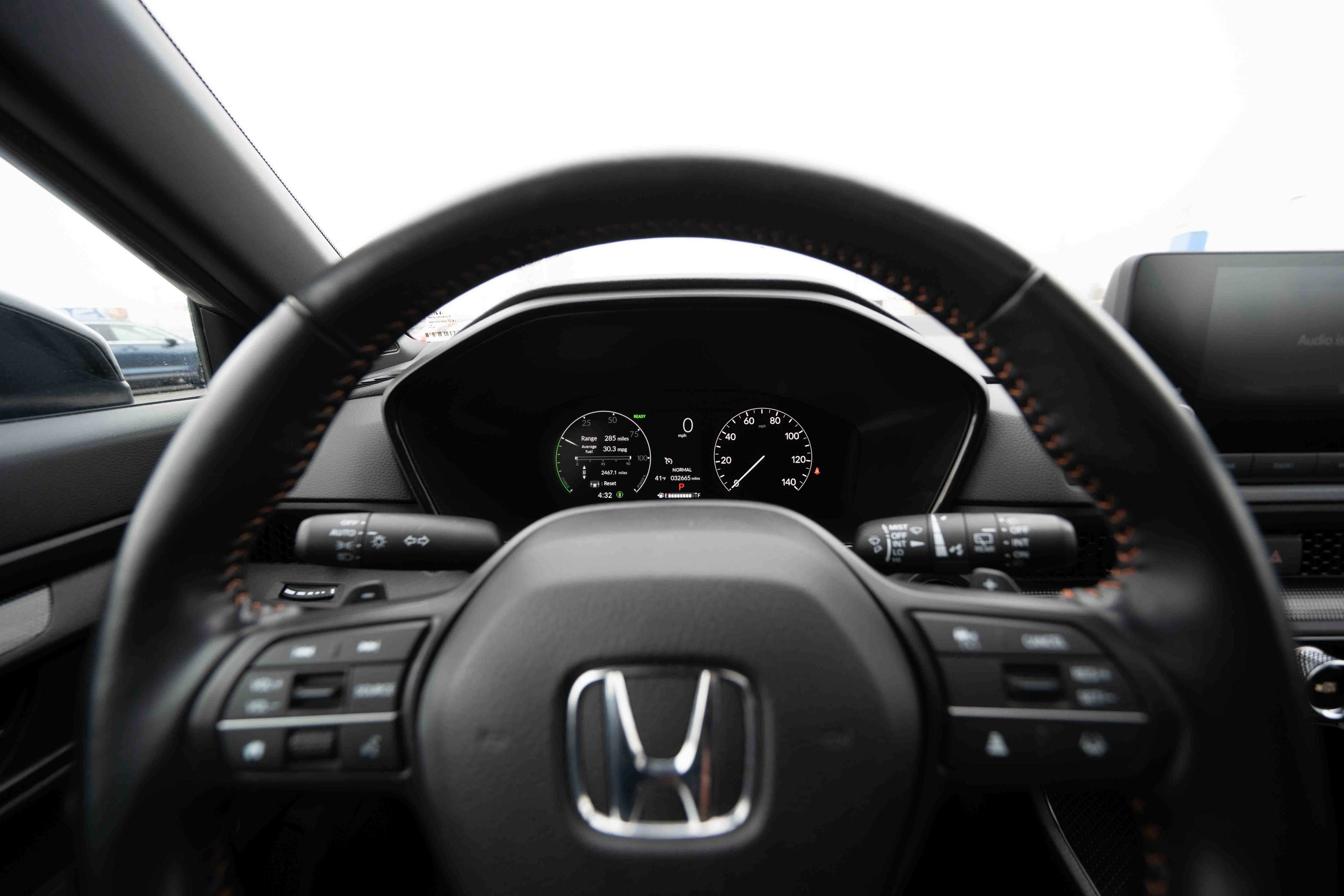 Certified 2025 Honda CR-V Sport image 15