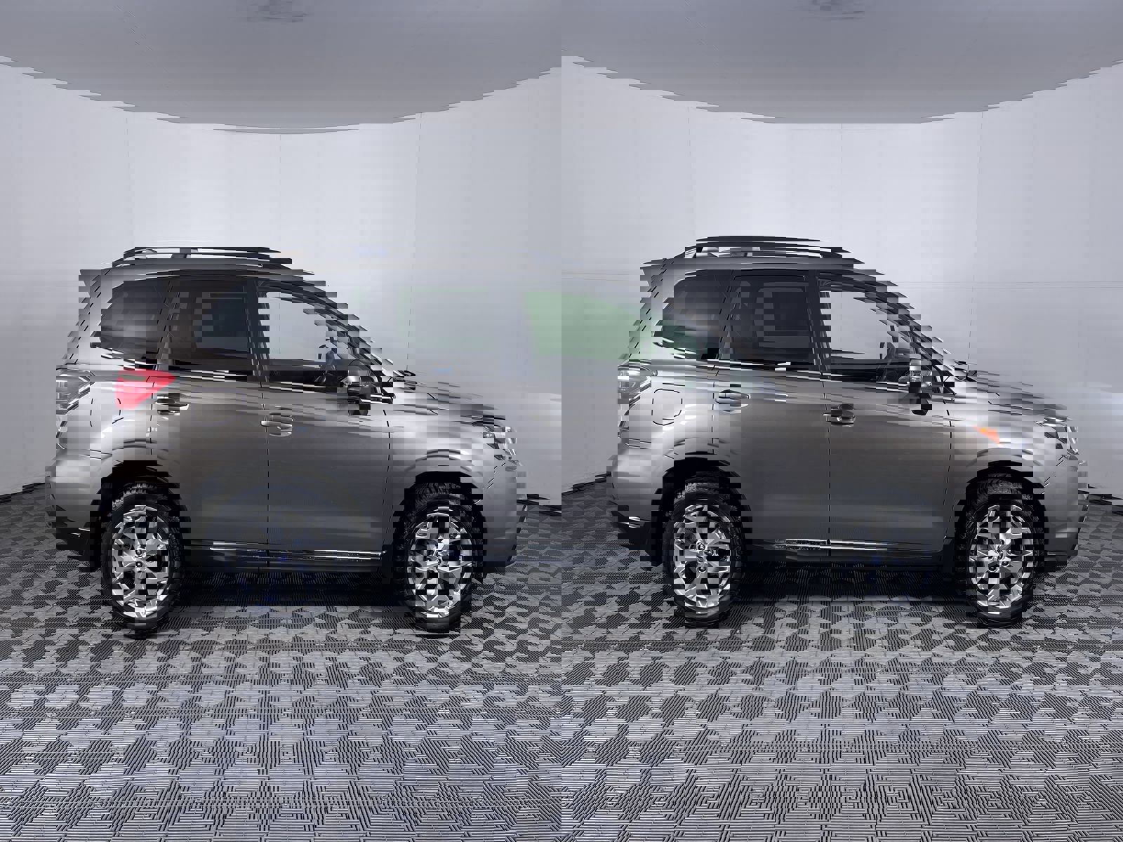 Used 2018 Subaru Forester 2.5i Touring image 10