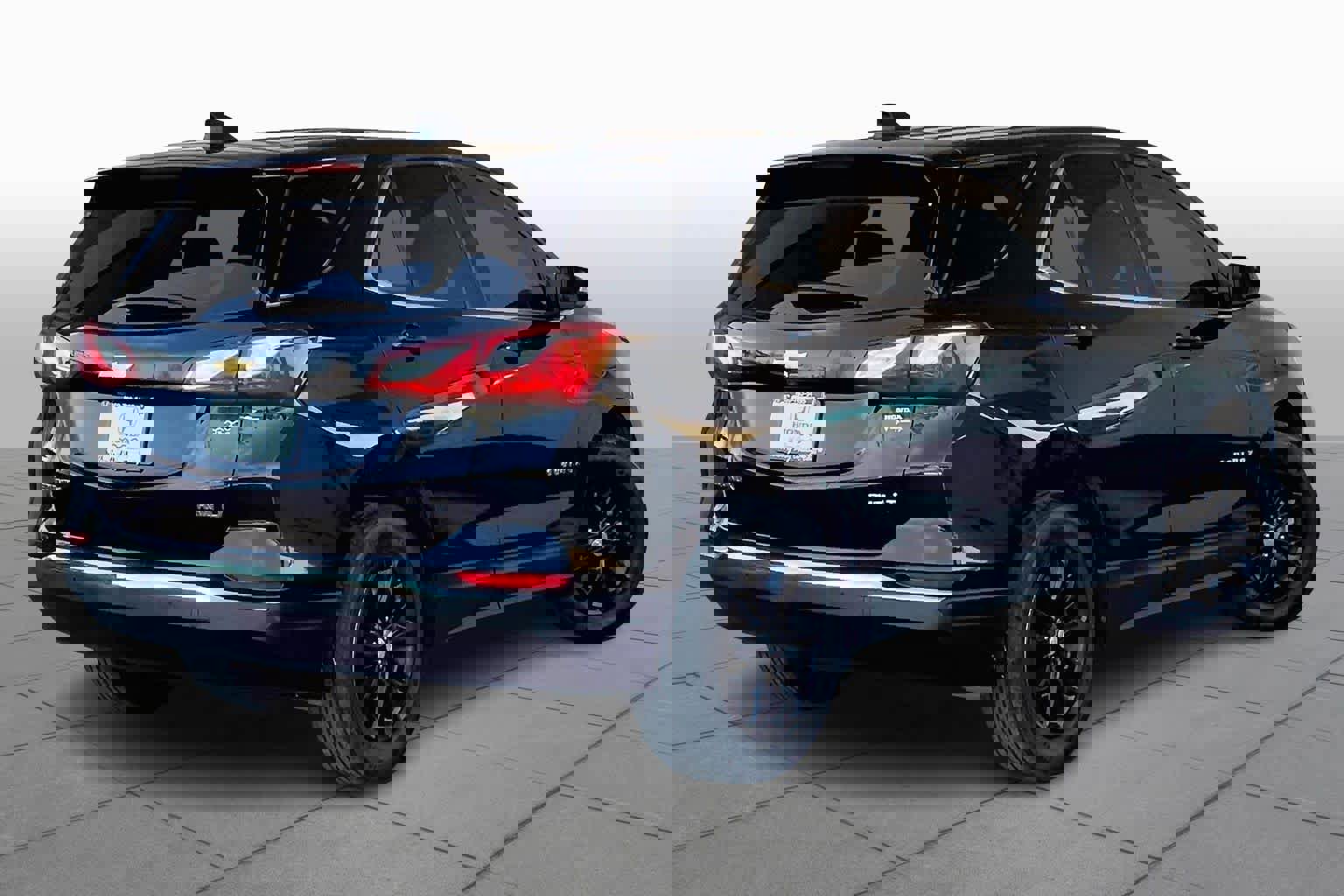 Used 2018 Chevrolet Equinox LT image 13