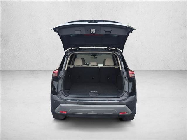 Used 2023 Nissan Rogue SV image 6