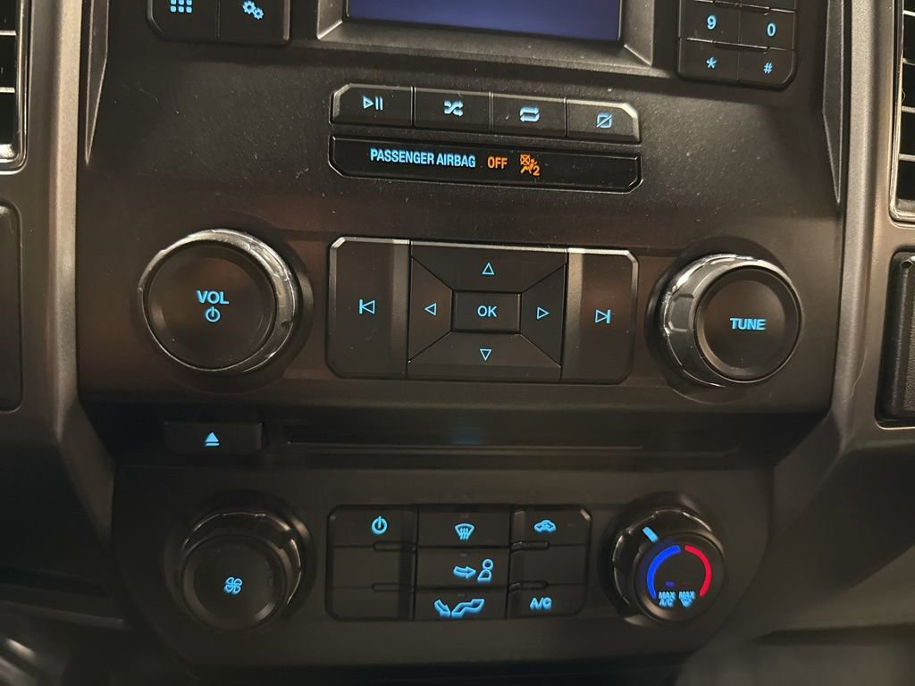 Used 2018 Ford F150 XLT image 39