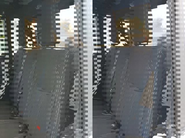 Certified 2017 Jeep Wrangler Unlimited Sahara w/ Connectivity Group image 12