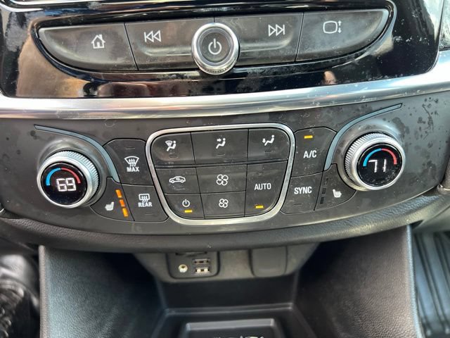 Used 2023 Chevrolet Traverse LT w/ LT Premium Package AWD/4WD image 20