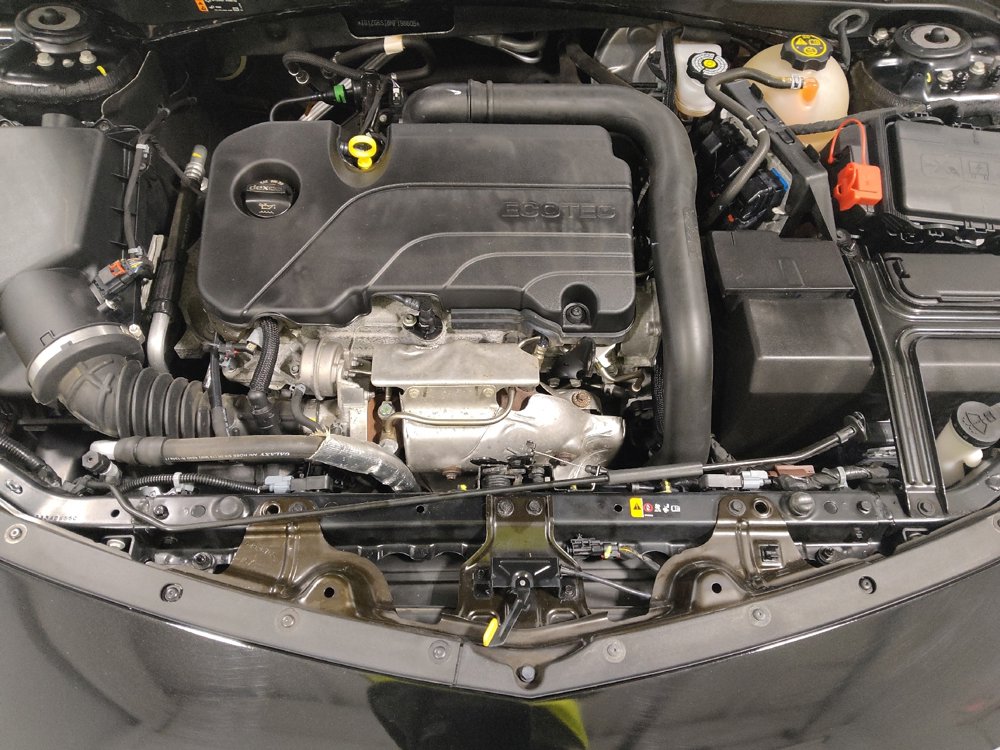 Used 2022 Chevrolet Malibu RS image 30