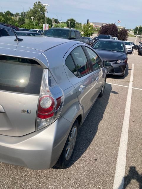 Used 2012 Toyota Prius C Four FWD image 3