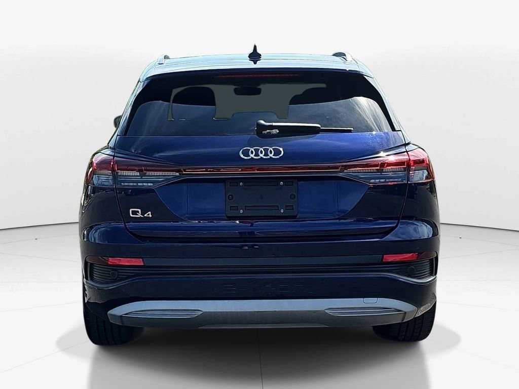 Used 2023 Audi Q4 e-tron Premium Plus w/ Premium Plus image 6