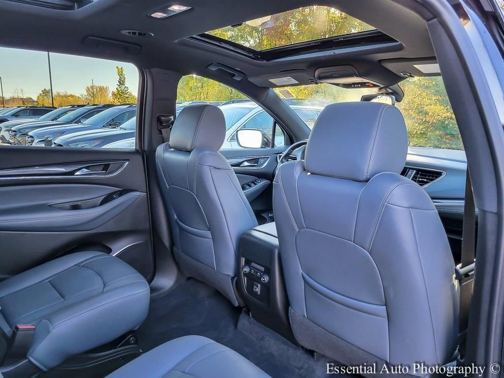 Used 2023 Buick Enclave Essence w/ Experience Buick Package image 29