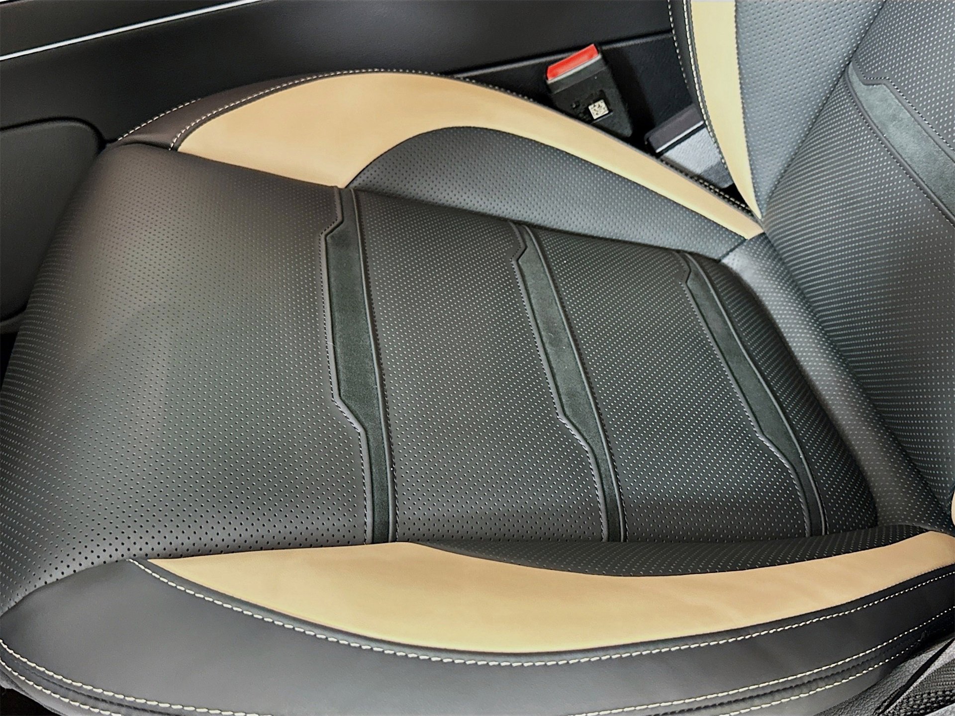 New 2026 Mercedes-Benz G 63 AMG 4MATIC image 21