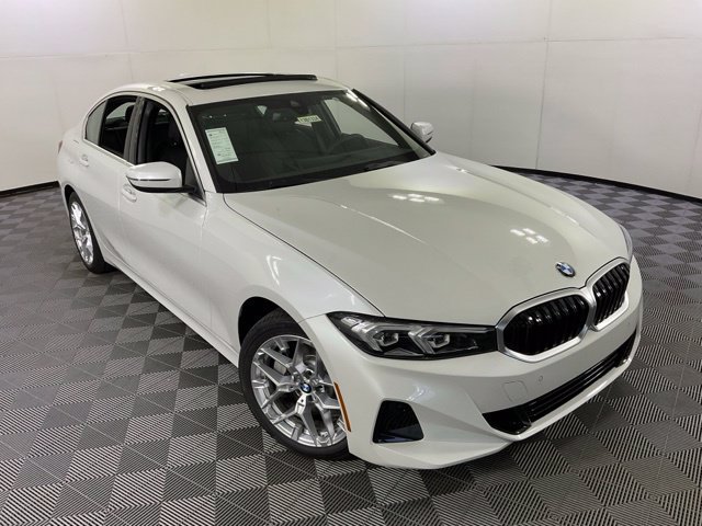 Certified 2025 BMW 330i xDrive Sedan w/ Convenience Package AWD/4WD image 44