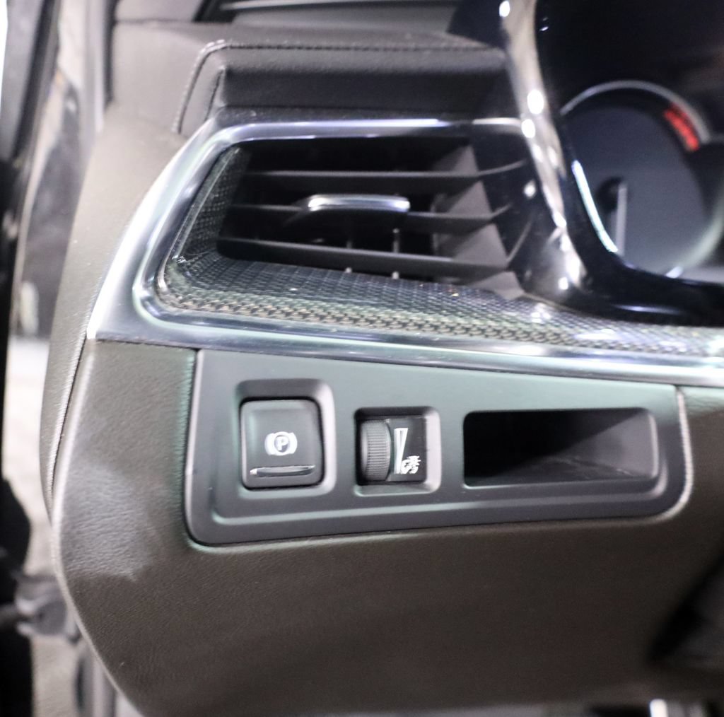 Used 2023 Cadillac XT5 Sportv AWD/4WD image 11