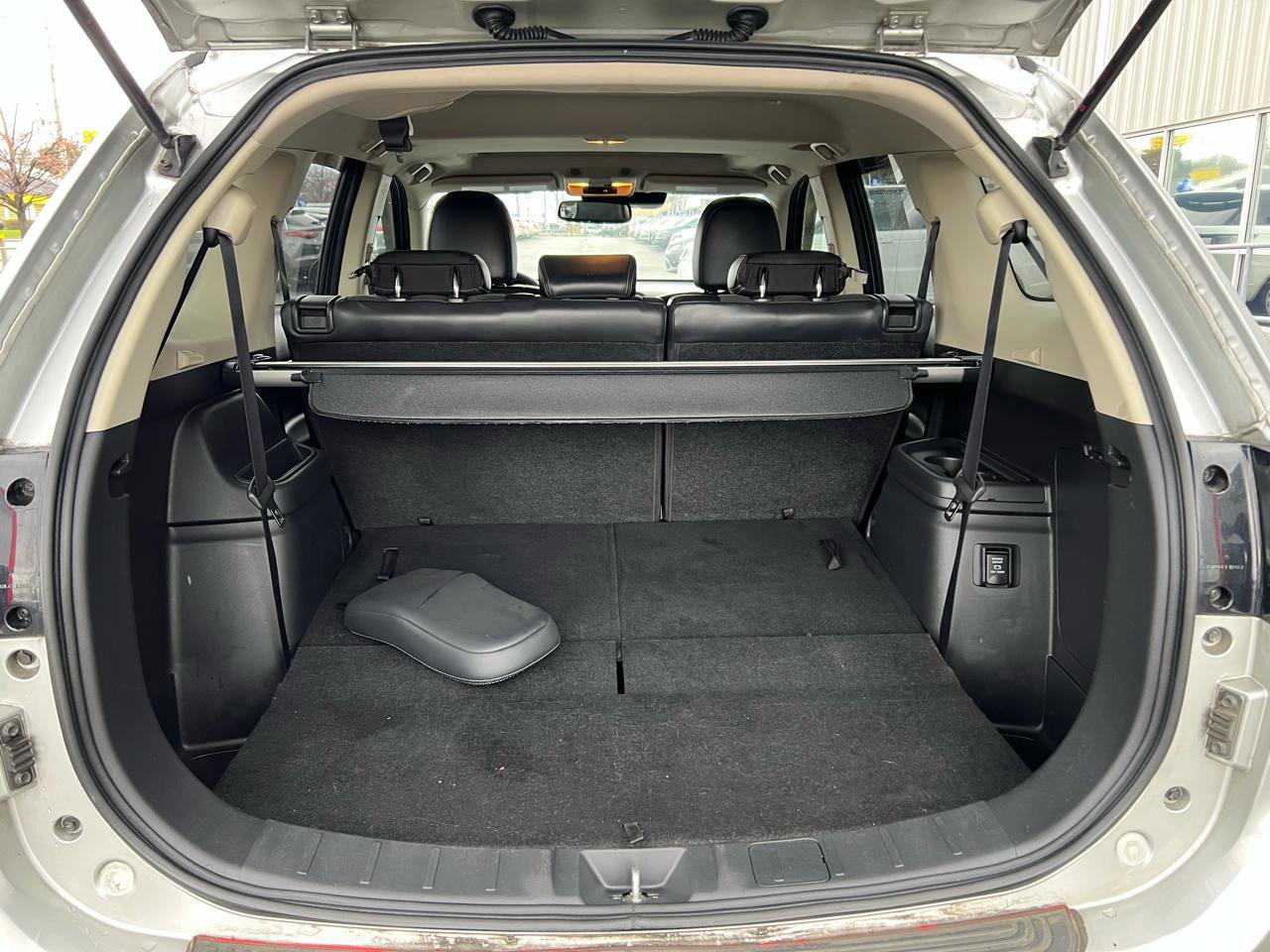 Used 2020 Mitsubishi Outlander SEL image 13