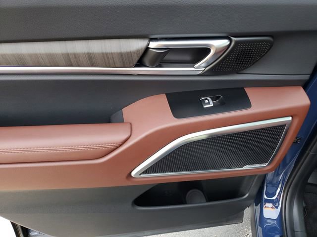 Used 2024 Kia Telluride SX w/ Towing Package image 19