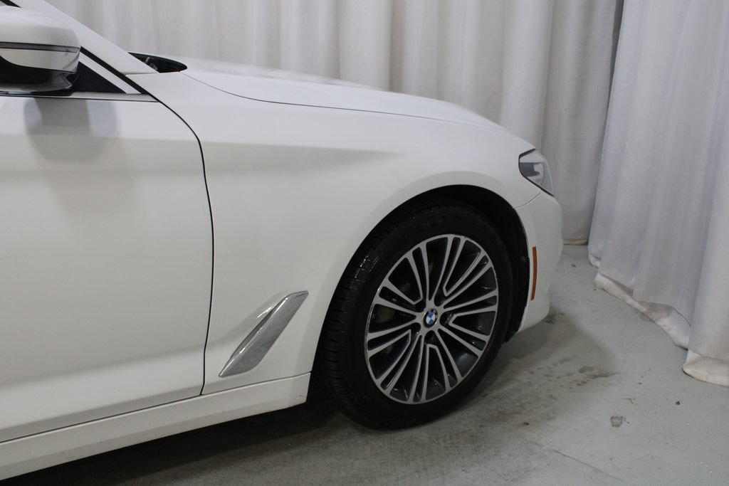 Used 2020 BMW 530i xDrive w/ Premium Package AWD/4WD image 28