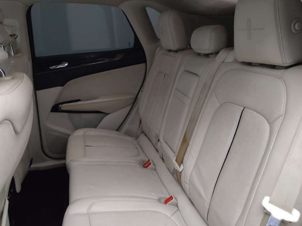 Used 2019 Lincoln MKC Black Label FWD image 18