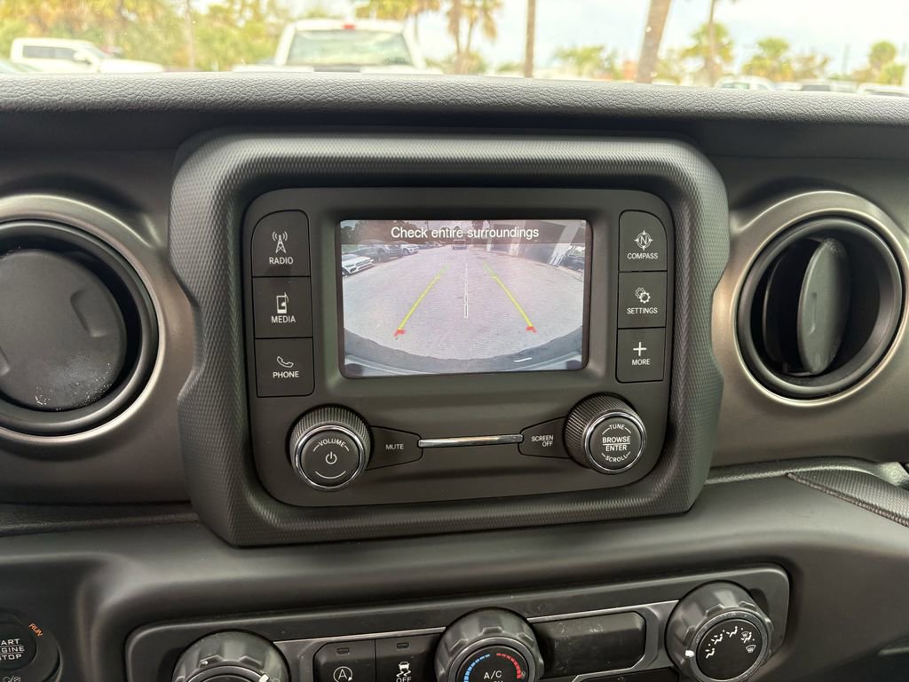 Used 2019 Jeep Wrangler Sport image 26