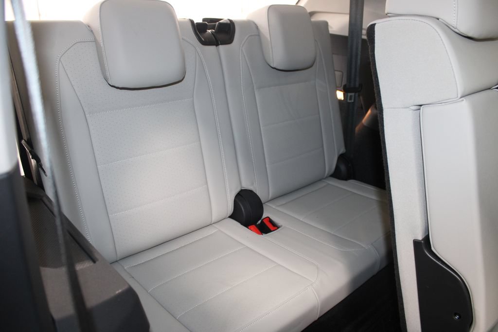 Used 2019 Volkswagen Tiguan SEL FWD image 23