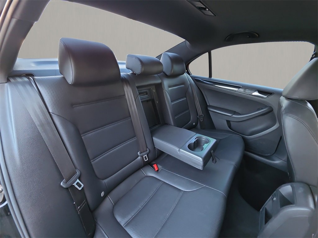 Used 2018 Volkswagen Jetta Sport image 17