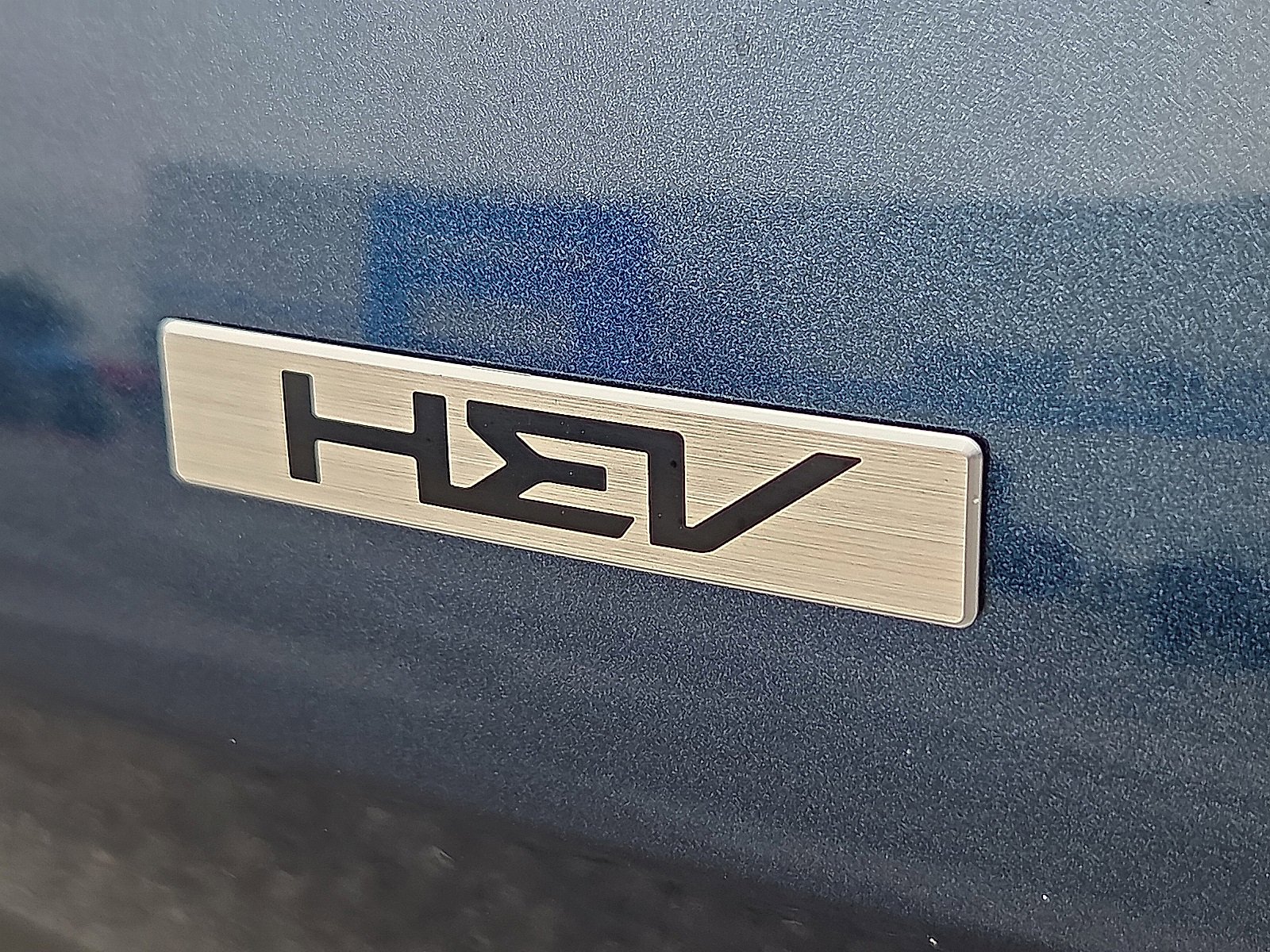 Used 2025 Kia Sportage EX image 9