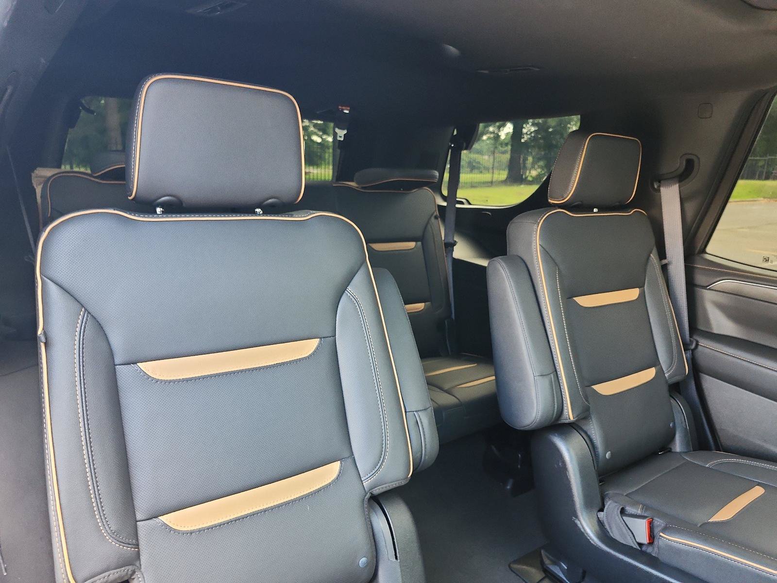 Used 2023 GMC Yukon AT4 AWD/4WD image 10