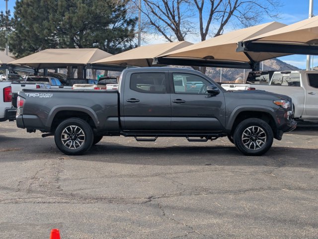 Used 2022 Toyota Tacoma TRD Sport w/ Technology Package image 4