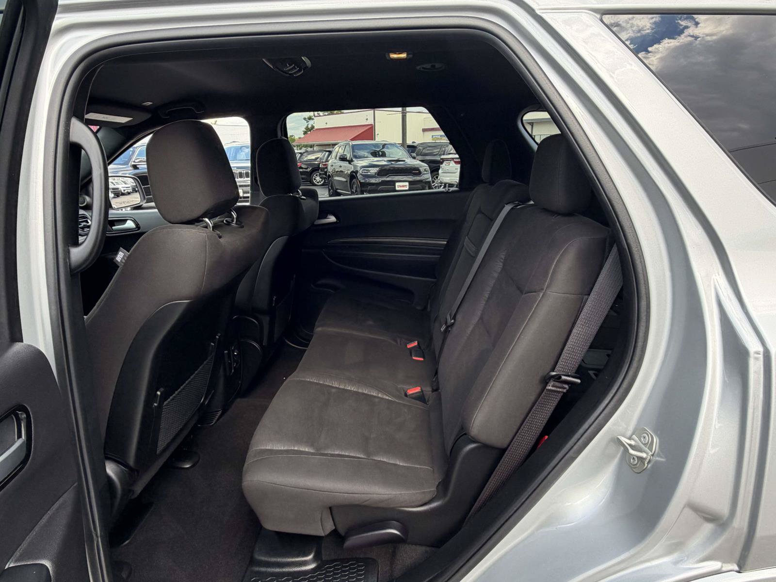 Used 2024 Dodge Durango SXT w/ SXT Blacktop Group AWD/4WD image 28